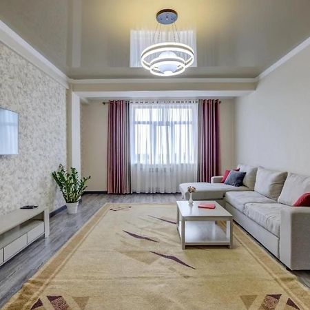 Apartments For Rent Bishkek Ngoại thất bức ảnh