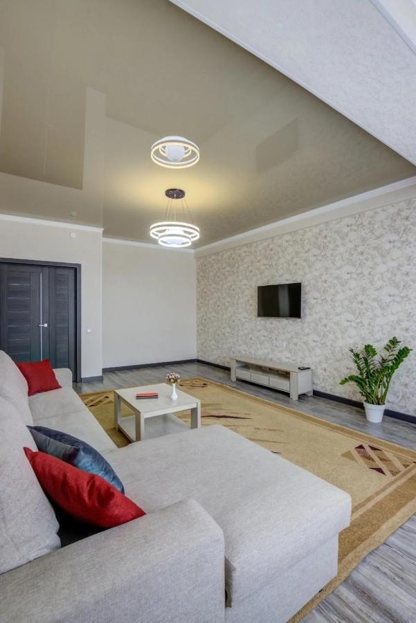 Apartments For Rent Bishkek Ngoại thất bức ảnh