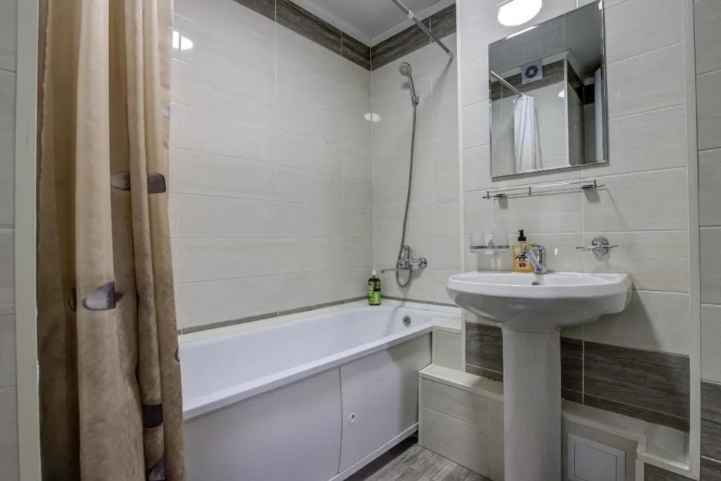 Apartments For Rent Bishkek Ngoại thất bức ảnh